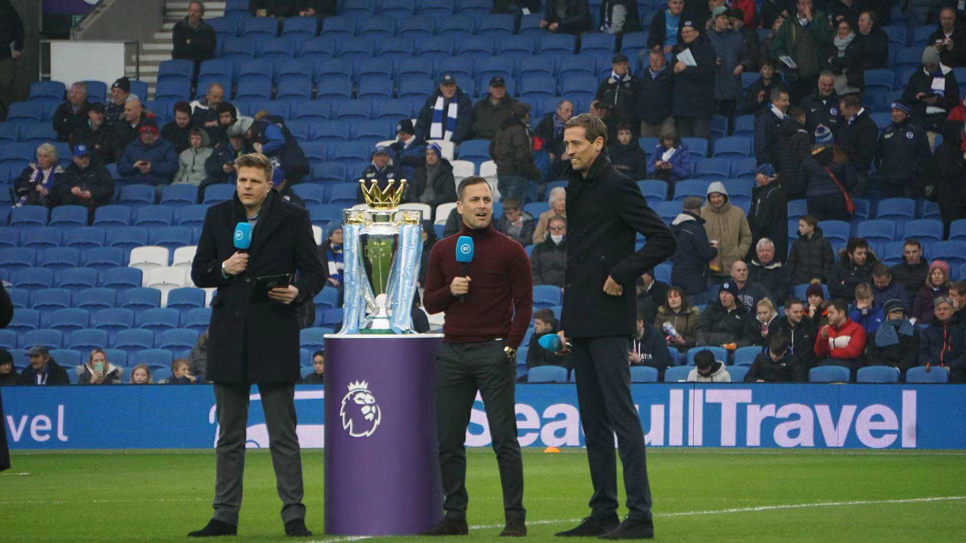 决赛中以 决赛中以